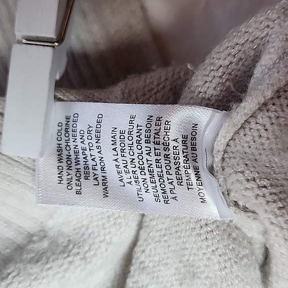 Tahari T Size Medium Grey Sweater 3/4 Sleeve - Picture 4 of 8